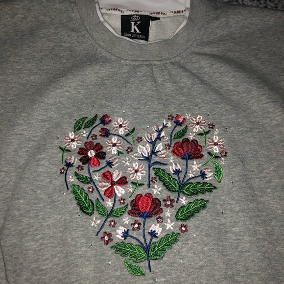 King universal embroidery, double collar Grandma sweatshirt - Picture 2 of 4